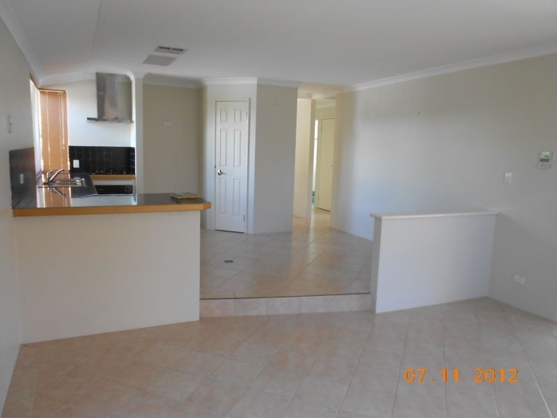 52 Birralee Loop, Innaloo WA 6018