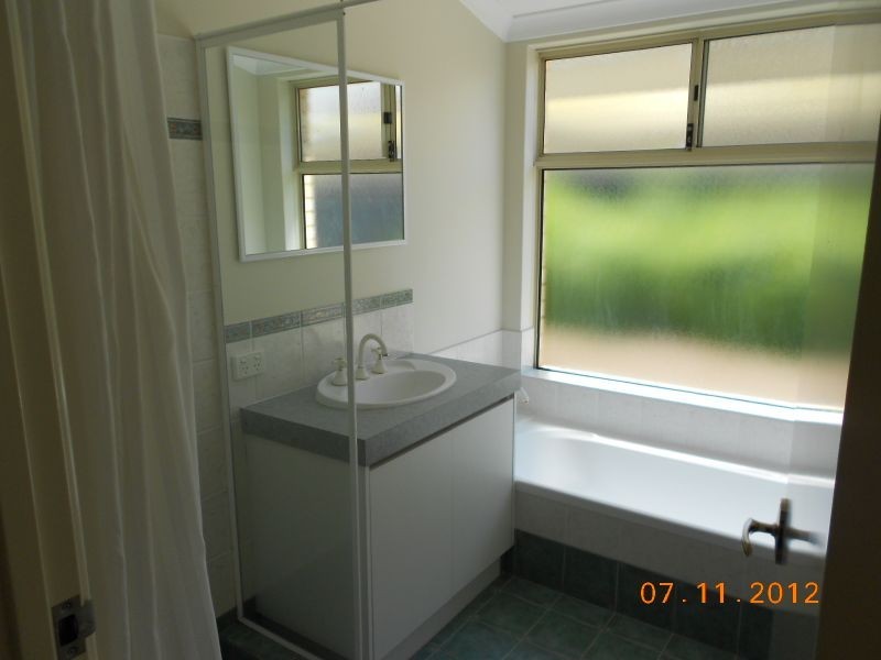 52 Birralee Loop, Innaloo WA 6018