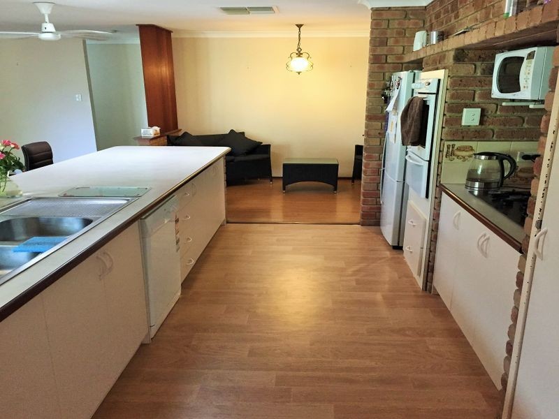 58 Jade Street, Mount Richon WA 6112