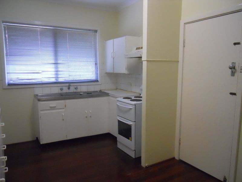 24 Burroughs Road, Karrinyup WA 6018