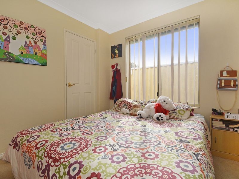 2/2 Crocker Road, Innaloo WA 6018