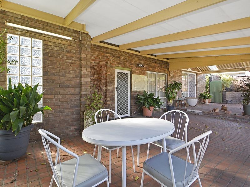 6 Willow Way, Woodlands WA 6018