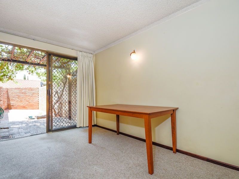 5/4 Corboy St, Wembley WA 6014