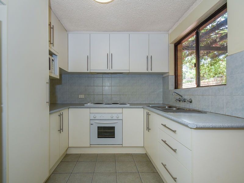 5/4 Corboy St, Wembley WA 6014