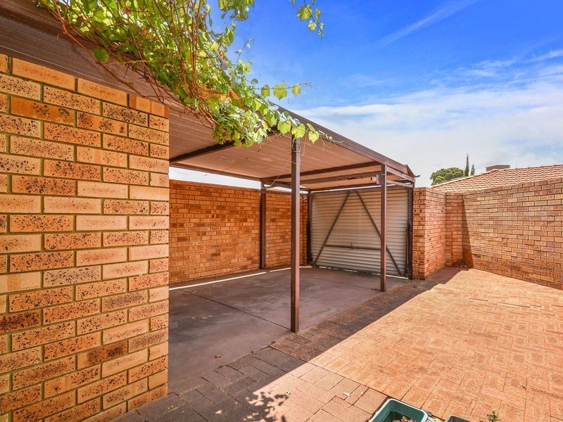 5/4 Corboy St, Wembley WA 6014