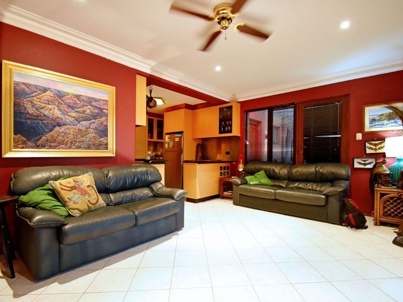 6 Waldorf Street, Carine WA 6020