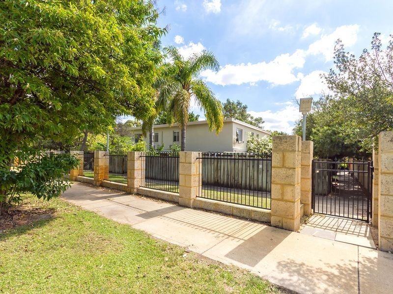 39/15 Flynn St, Churchlands WA 6018