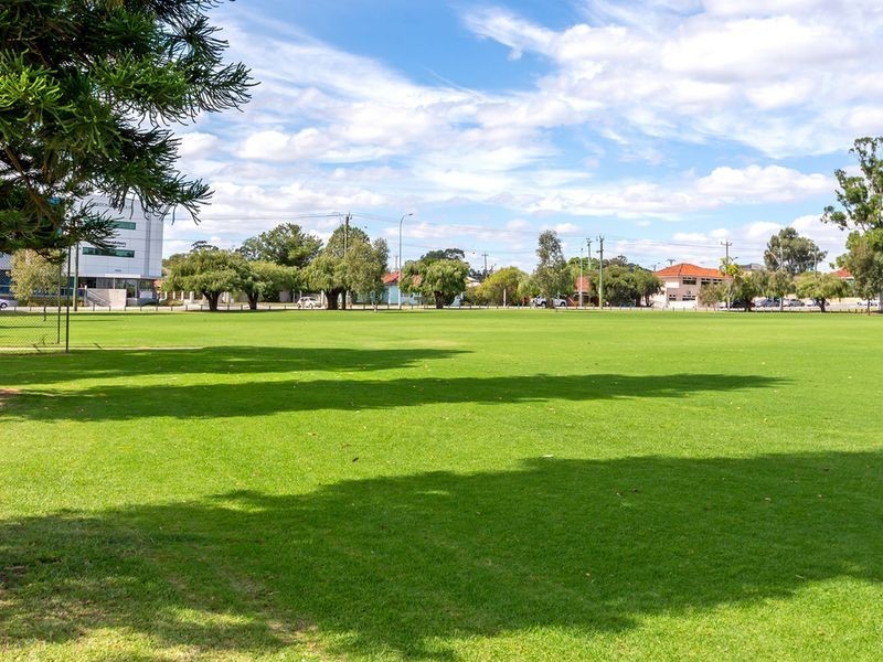 39/15 Flynn St, Churchlands WA 6018