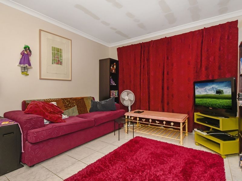 268B Belgravia St, Cloverdale WA 6105