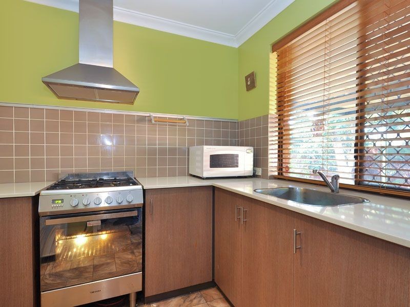 1/3 Padbury Court, Eden Hill WA 6054