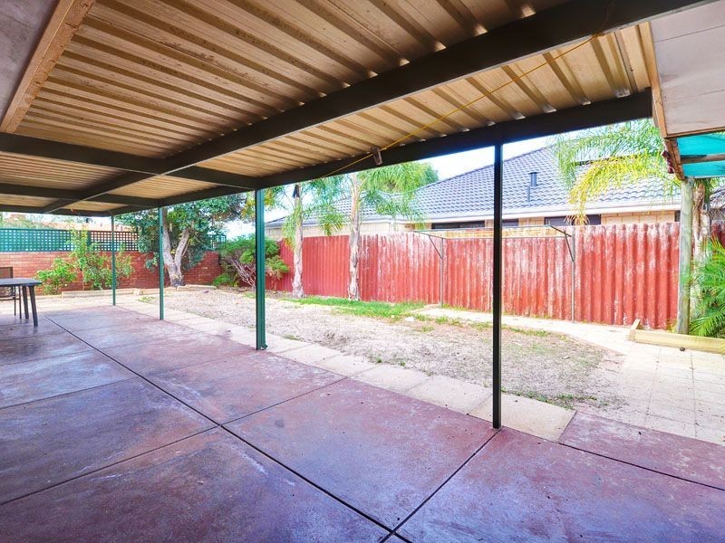 1/3 Padbury Court, Eden Hill WA 6054