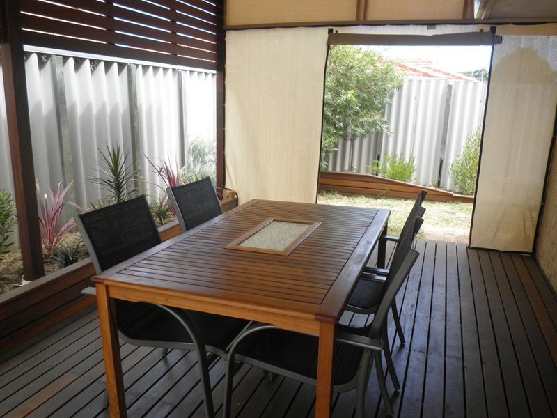 4/3 Muriel Avenue, Woodlands WA 6018