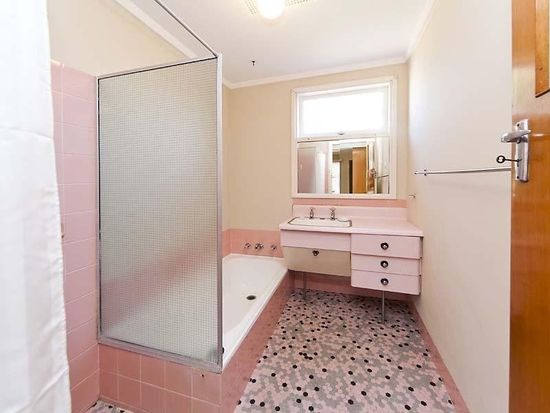 19 Karrinyup Road, Trigg WA 6029