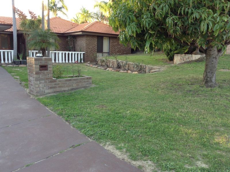 12 Stoke Rise, Kingsley WA 6026