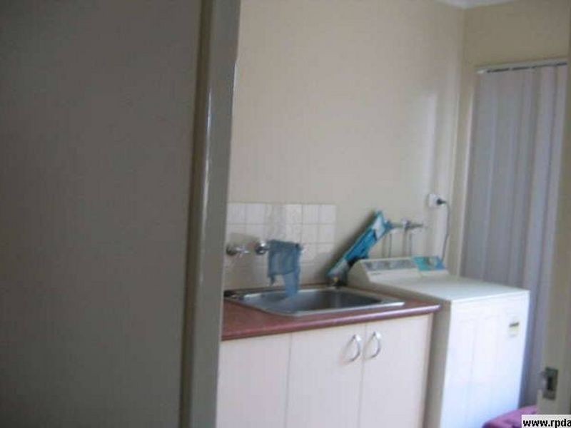 1/18 Roscorla Avenue, Yokine WA 6060