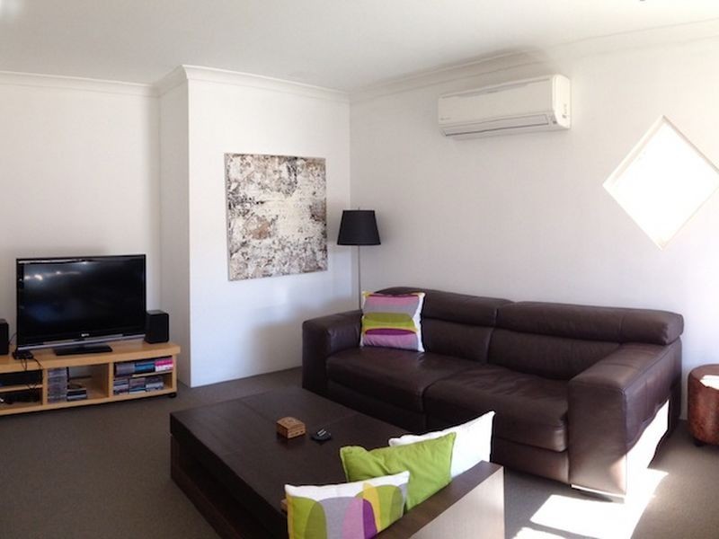 3/60 Kinsella Street, Joondanna WA 6060