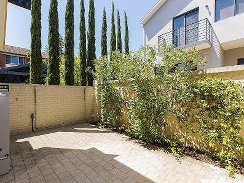 217B Cambridge St, Wembley WA 6014