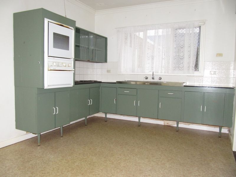 170 Knutsford Avenue, Rivervale WA 6103