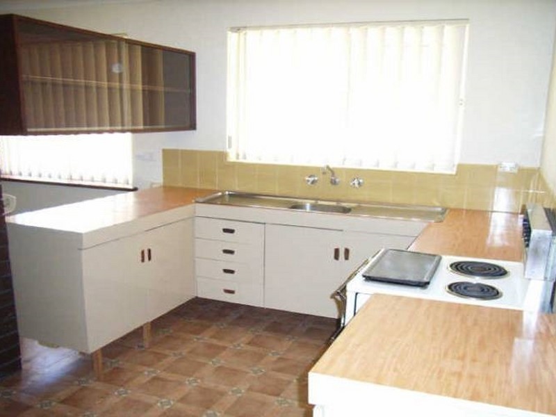 3 Lowe Street, Karrinyup WA 6018