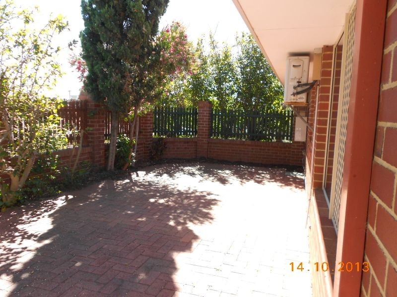 3/28 Ravenswood Drive, Nollamara WA 6061