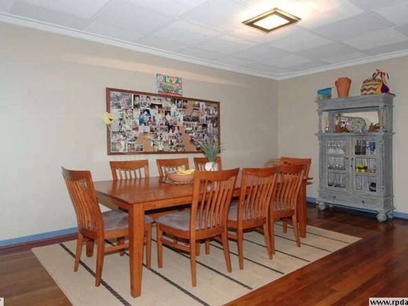 9 Jeanes Road, Karrinyup WA 6018