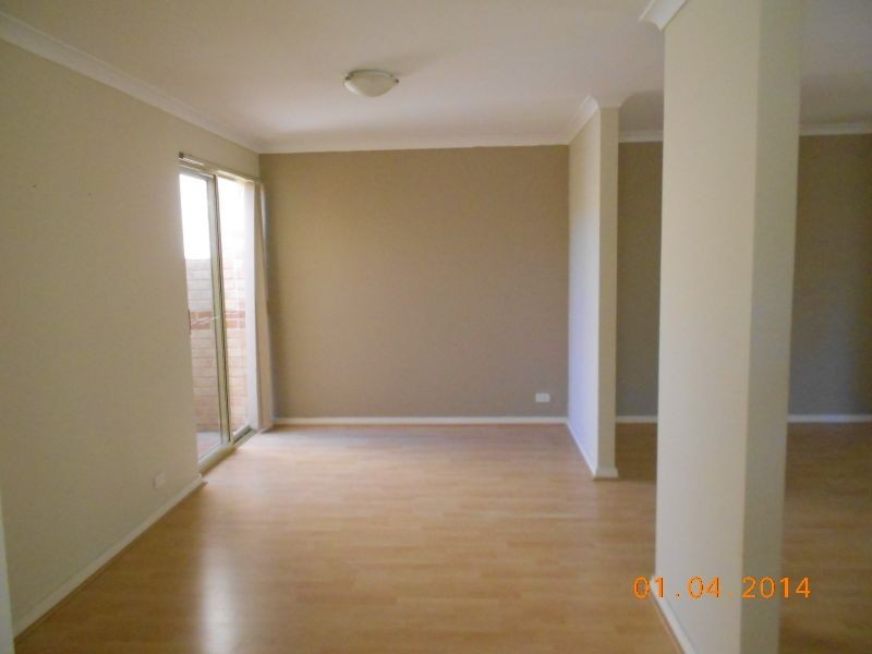 2/2 Crocker Road, Innaloo WA 6018