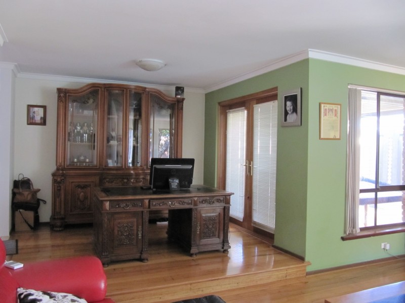 15 Wimbledon Drive, Kingsley WA 6026