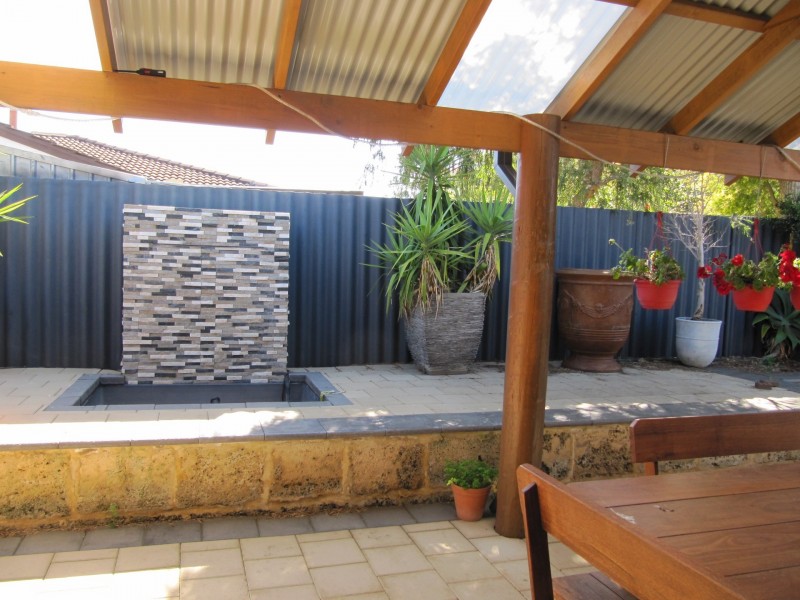 15 Wimbledon Drive, Kingsley WA 6026