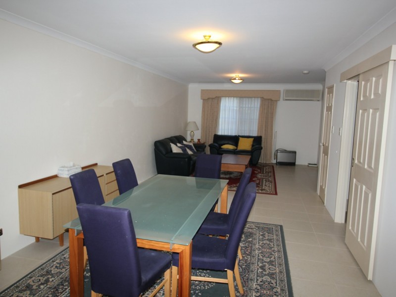 2/13 Hardy Rd, Bassendean WA 6054