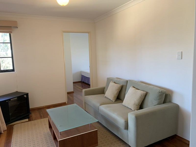 2/13 Hardy Rd, Bassendean WA 6054