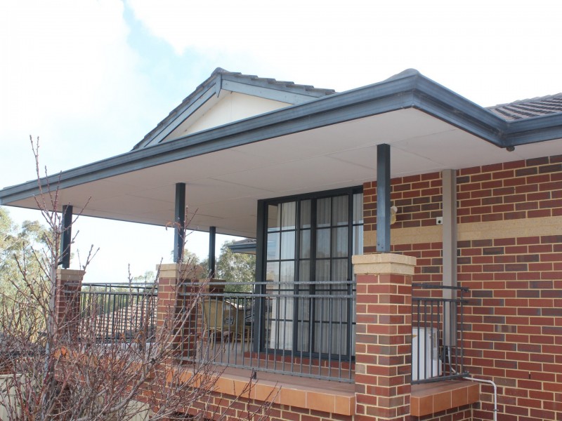 2/13 Hardy Rd, Bassendean WA 6054