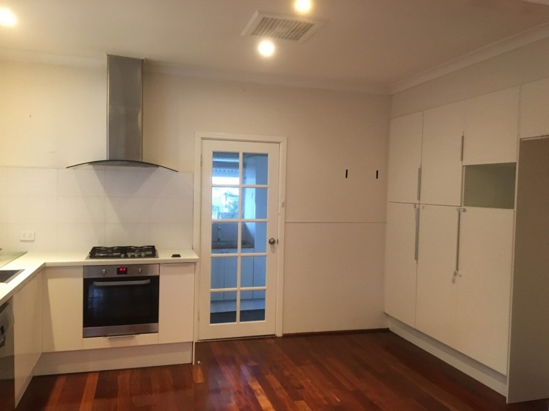 12 Dion Pl, Coolbellup WA 6163