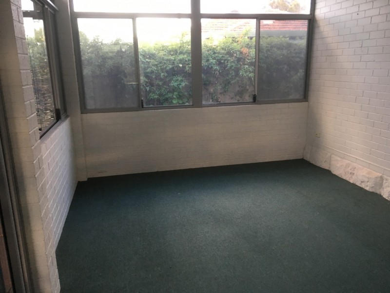 12 Dion Pl, Coolbellup WA 6163