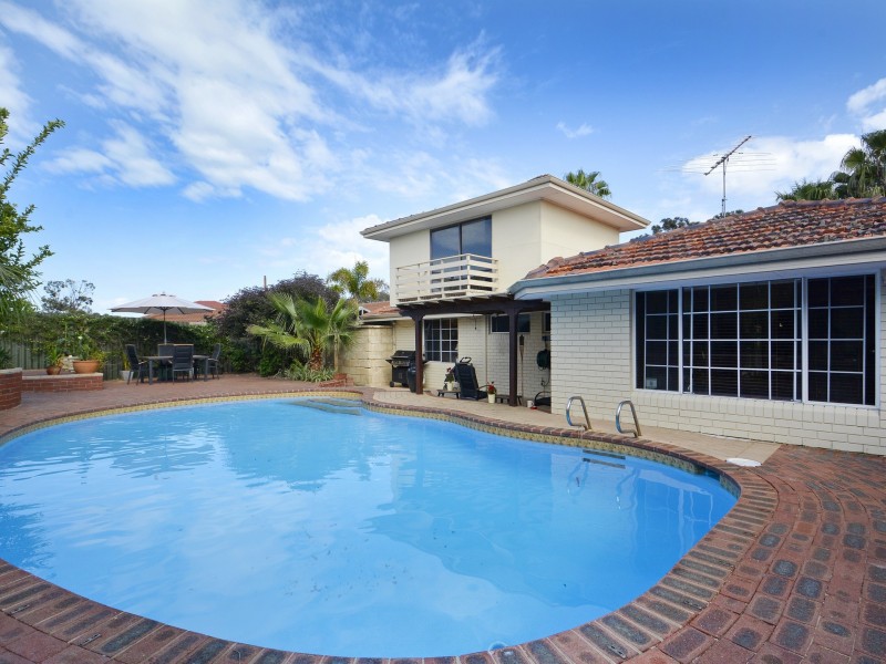 44 Sandalwood Drive, Greenwood WA 6024
