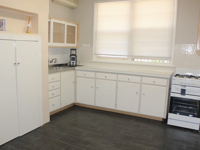 140 Wilding St, Doubleview WA 6018