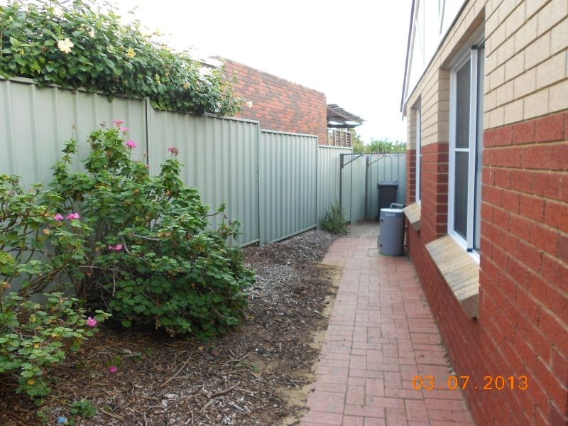 6/16 Thomas Street, Armadale WA 6112