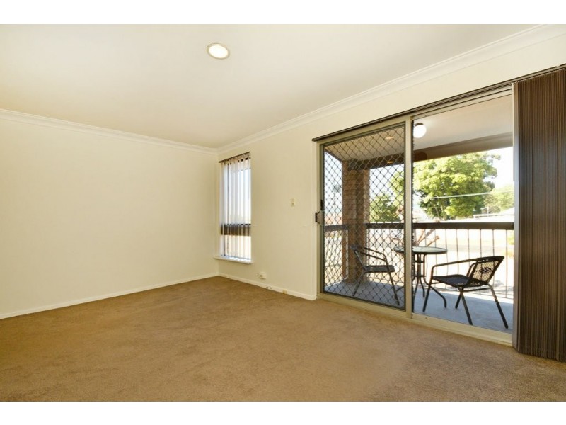 15/19 Odin Road, Innaloo WA 6018