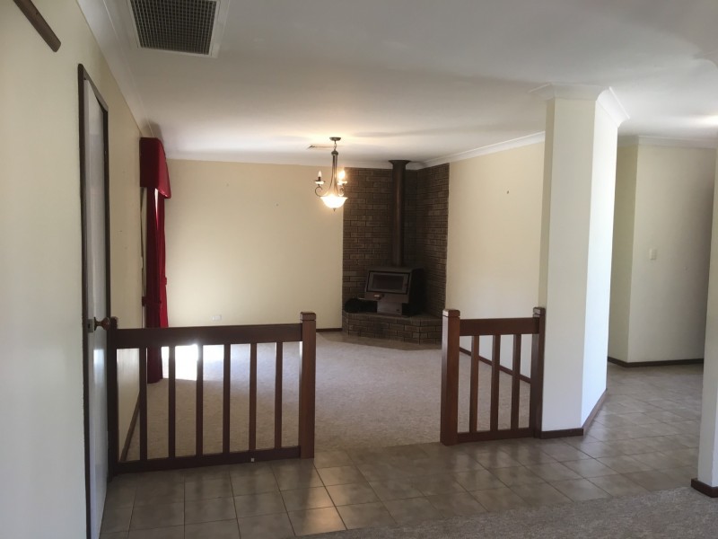 12 Stoke Rise, Kingsley WA 6026