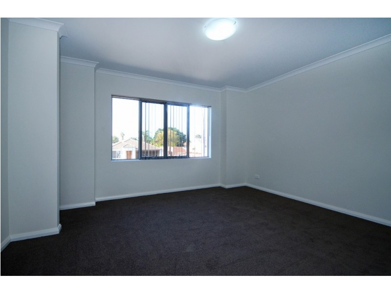 2/188 Surrey Rd, Rivervale WA 6103