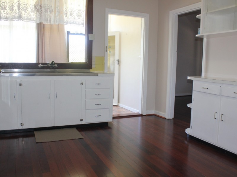 43 Kenny st, Bassendean WA 6054