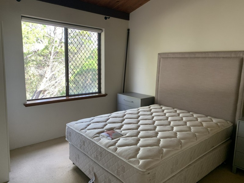 4/12 Ozone Parade, Trigg WA 6029