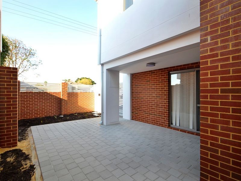 1/188 Surrey Road, Rivervale WA 6103