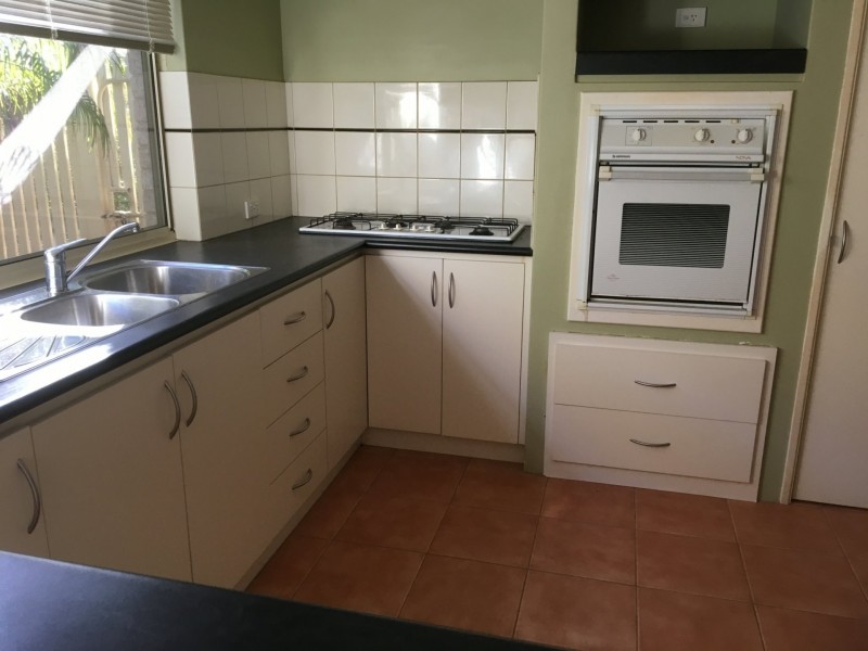 55b Cloisters Avenue, Manning WA 6152