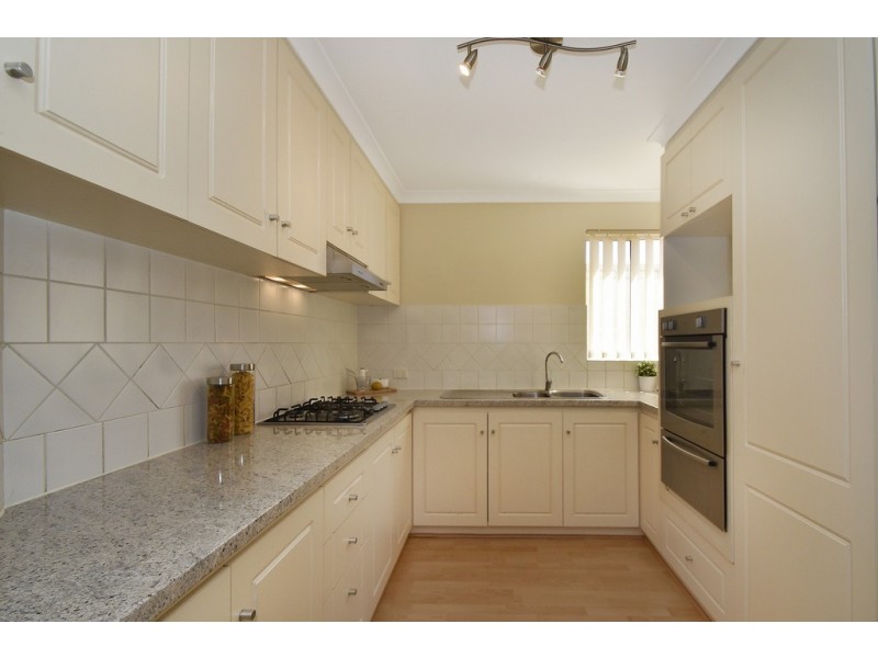 2/2 Crocker Road, Innaloo WA 6018