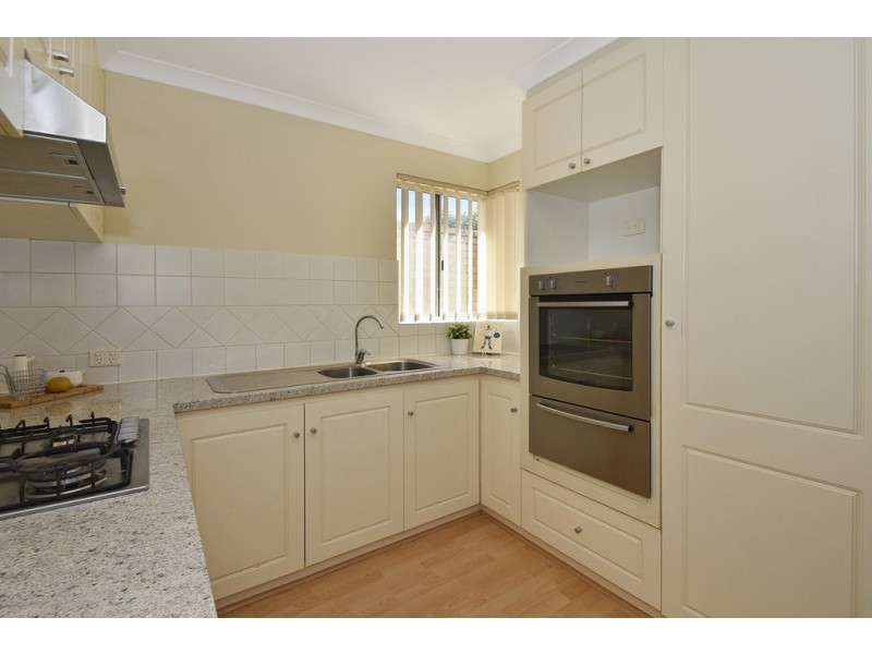 2/2 Crocker Road, Innaloo WA 6018