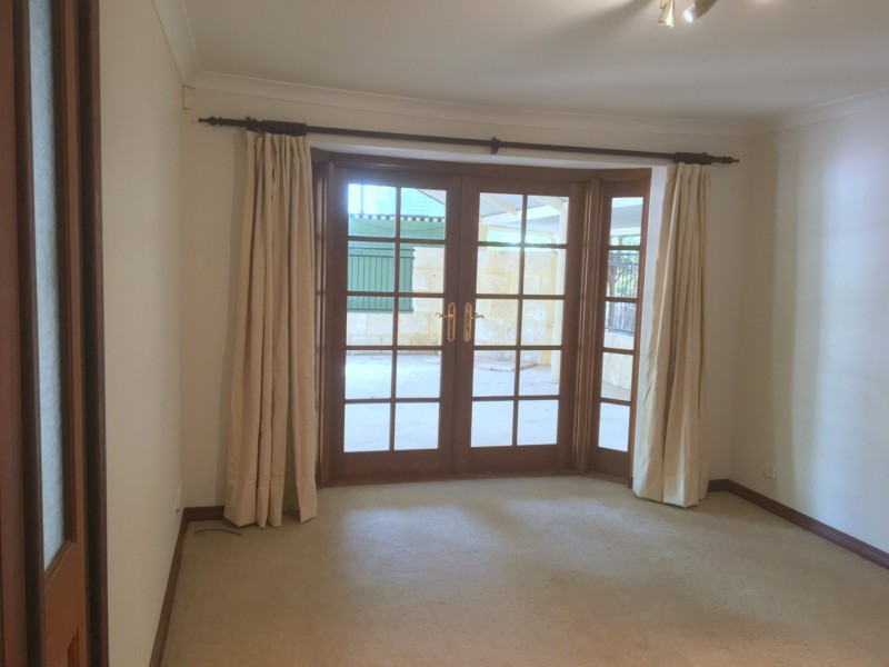 8 Pageant Loop, Heathridge WA 6027