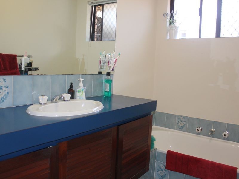 1/92 Deanmore Road, Scarborough WA 6019