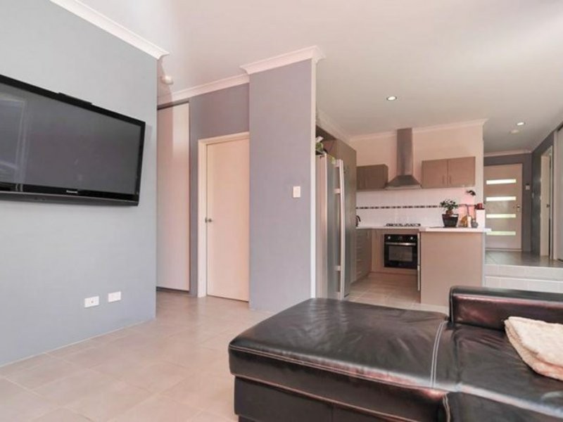 54A Barnes Street, Innaloo WA 6018