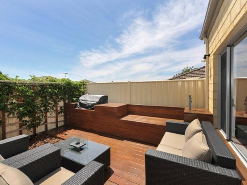 54A Barnes Street, Innaloo WA 6018