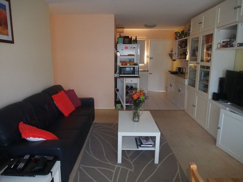 10/29 Heard Way, Glendalough WA 6016